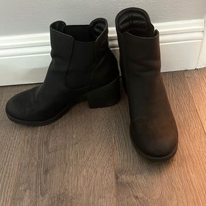 Black boots